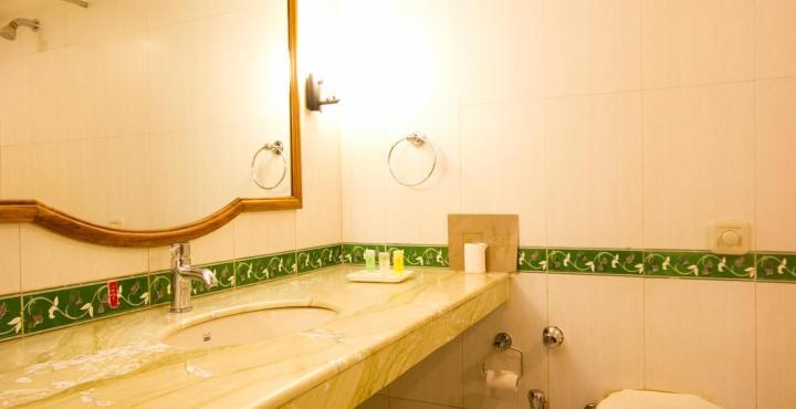 Hotel Hilltone Mount Abu Ngoại thất bức ảnh